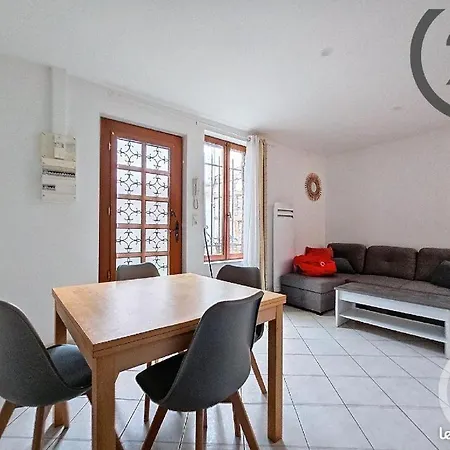 La Champagne - Centre De - Maisonnette Duplex *